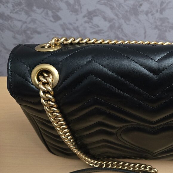 GUCCI GG Marmont Medium Matelasse Shoulder Bag Black - Picture 9 of 16